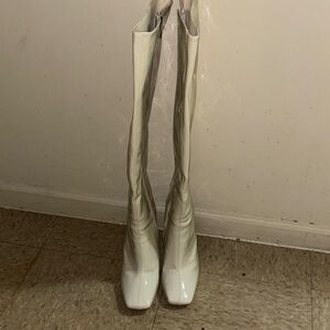 Elegant White Women's Boots